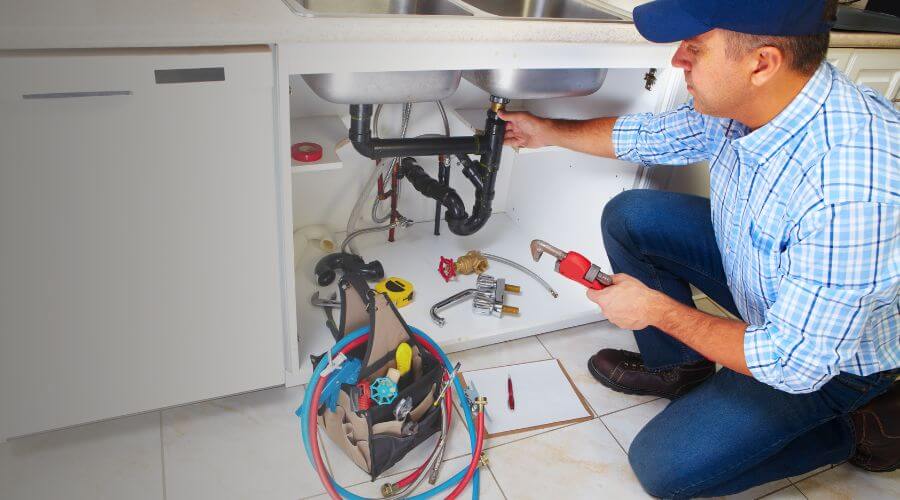Expert burst pipe repair services in Independence, IA